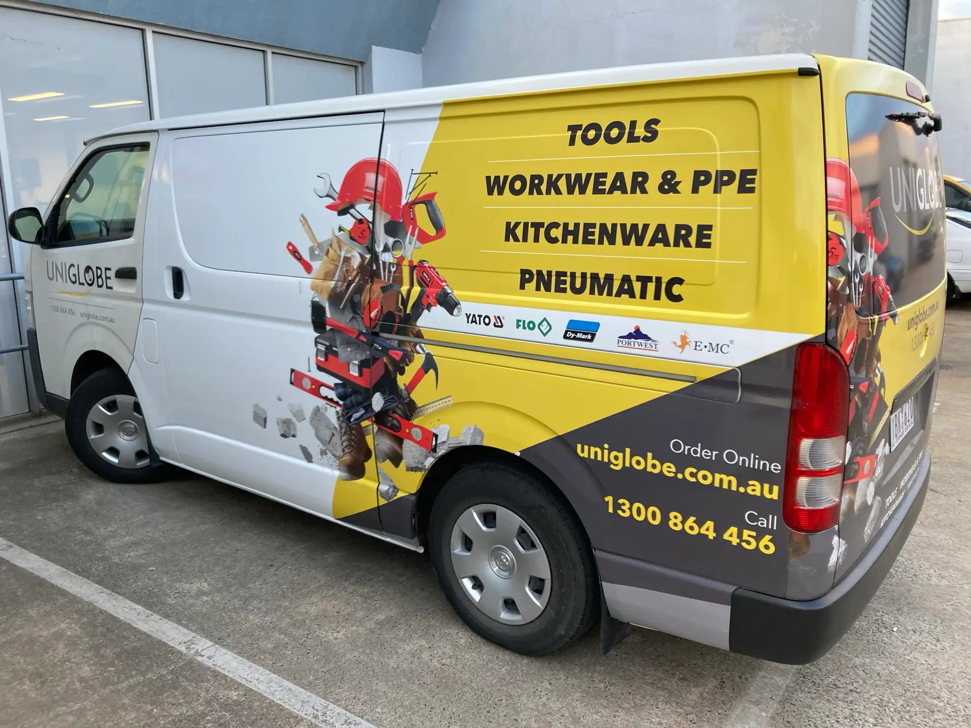 Uni Global vehicle wrap